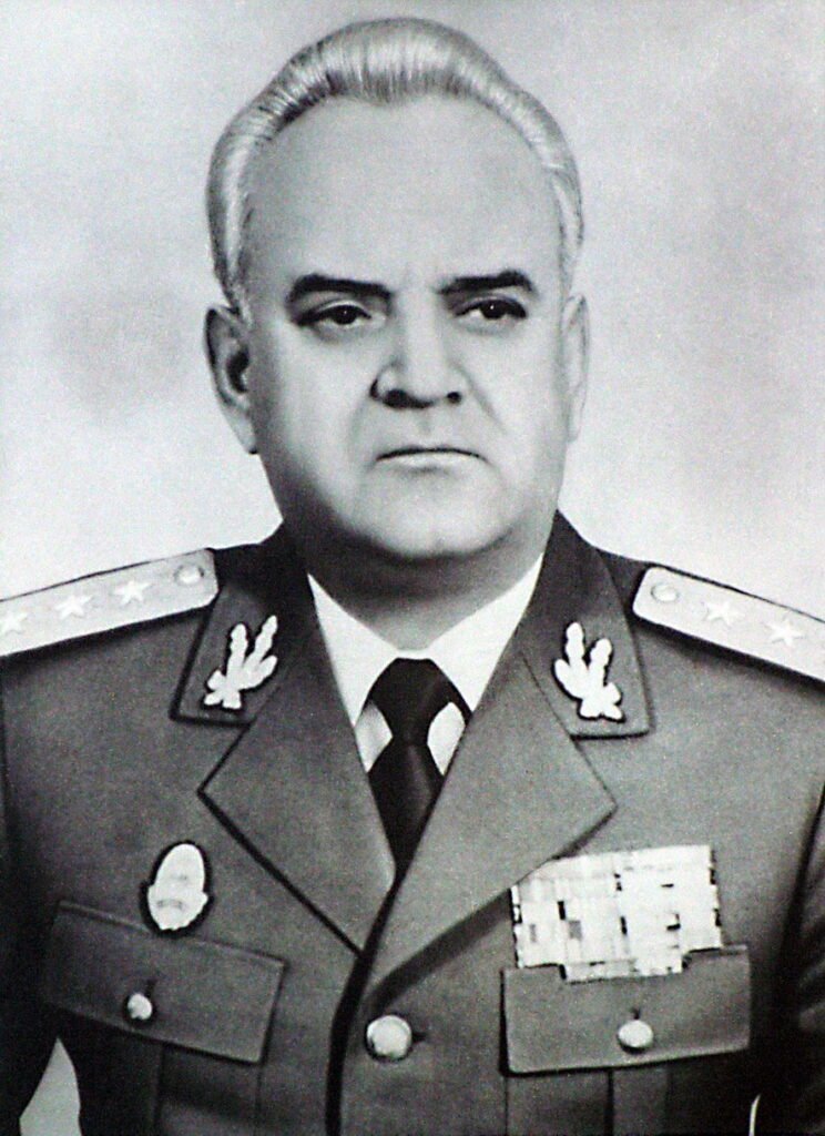 „Sinuciderea” Ministrului Vasile Milea, o regie prost făcută