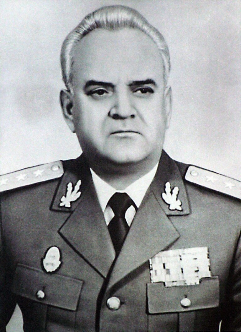 „Sinuciderea” Ministrului Vasile Milea, o regie prost făcută