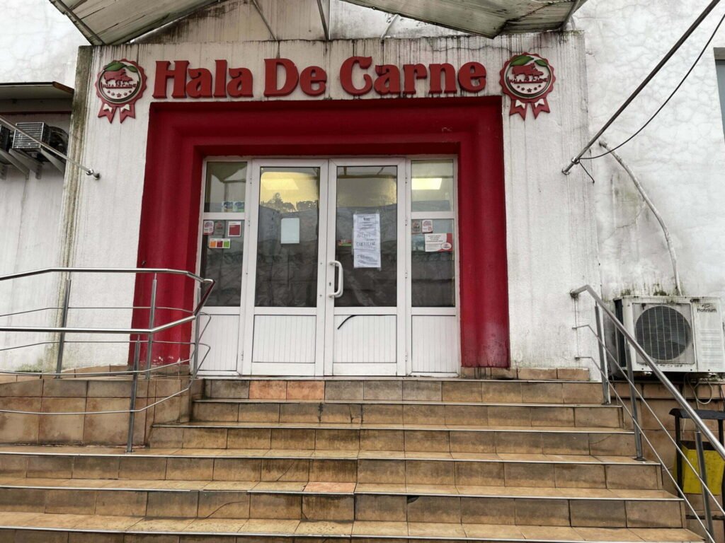 ANPC Gorj a închis Hala de Carne din Târgu Jiu!