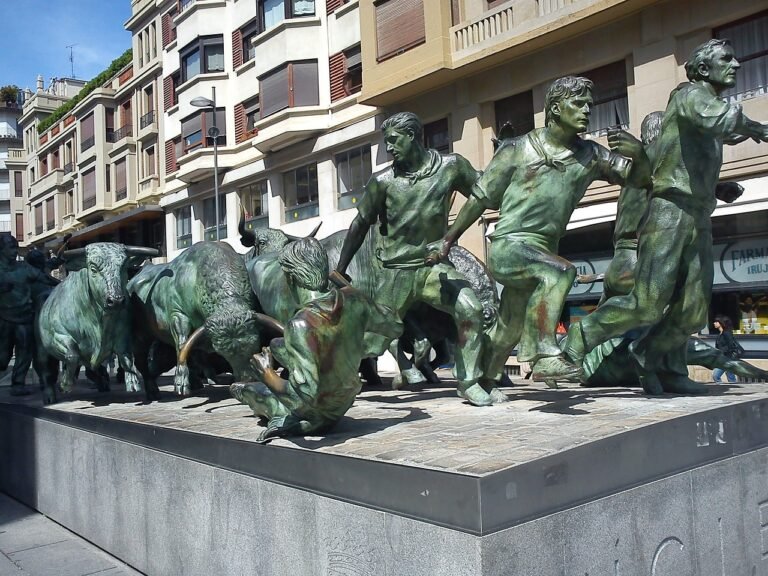Au început cursele de la Pamplona!