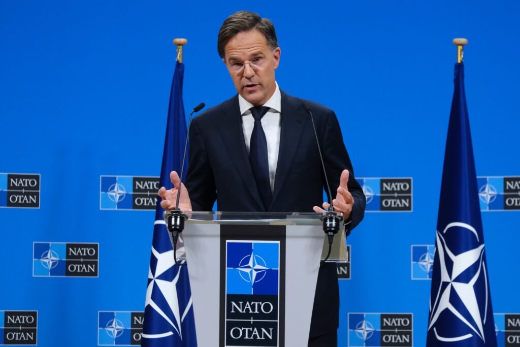 NATO cere sprijin pentru Ucraina