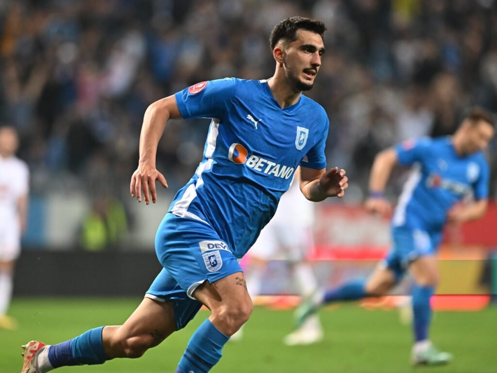 Universitatea Craiova joacă în această seară cu Rapid!