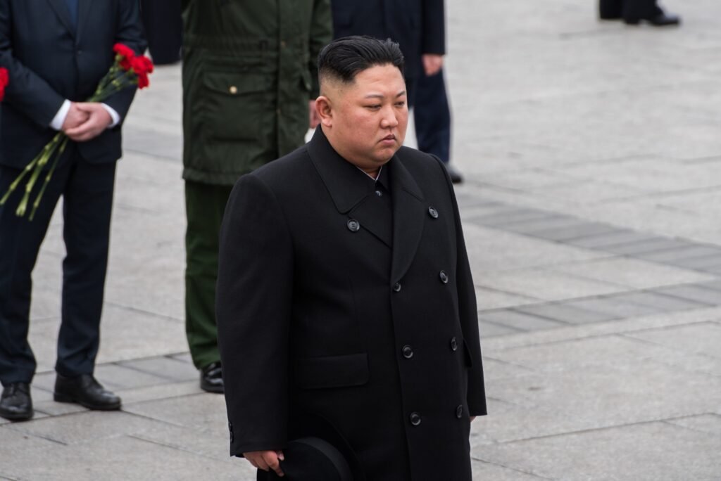 Kim Jong-un avertizează: Coreea de Nord este „pe deplin pregătită” să folosească arme nucleare