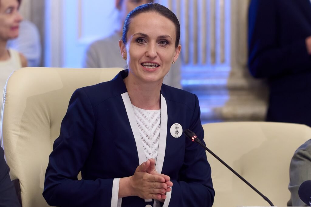 MAE ar urma să negocieze în septembrie o vizită prezidențială în SUA