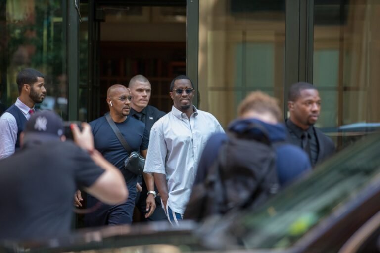 P. Diddy scapă de pușcărie pe viață! Verdict-bombă în celebrul scandal al sex-party-urilor din HollywoodDiddyP. Diddy scapă de pușcărie pe viață! Verdict-bombă în celebrul scandal al sex-party-urilor din Hollywood