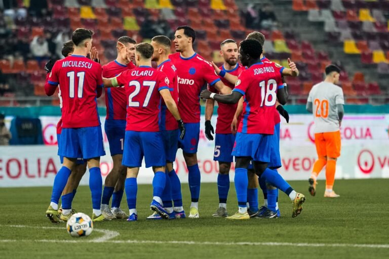 Gloria Bistrița și FCSB se întâlnesc de la 21:30 în Cupa României