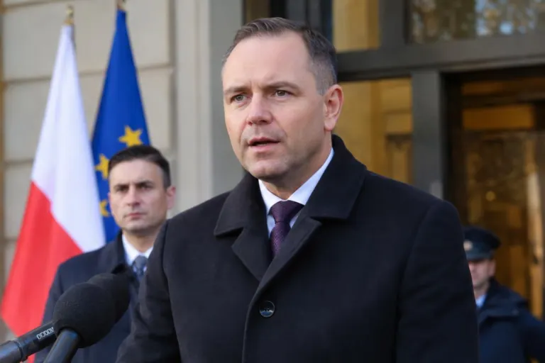 Karol Nawrocki denunță preluarea forțată a Curții Constituționale